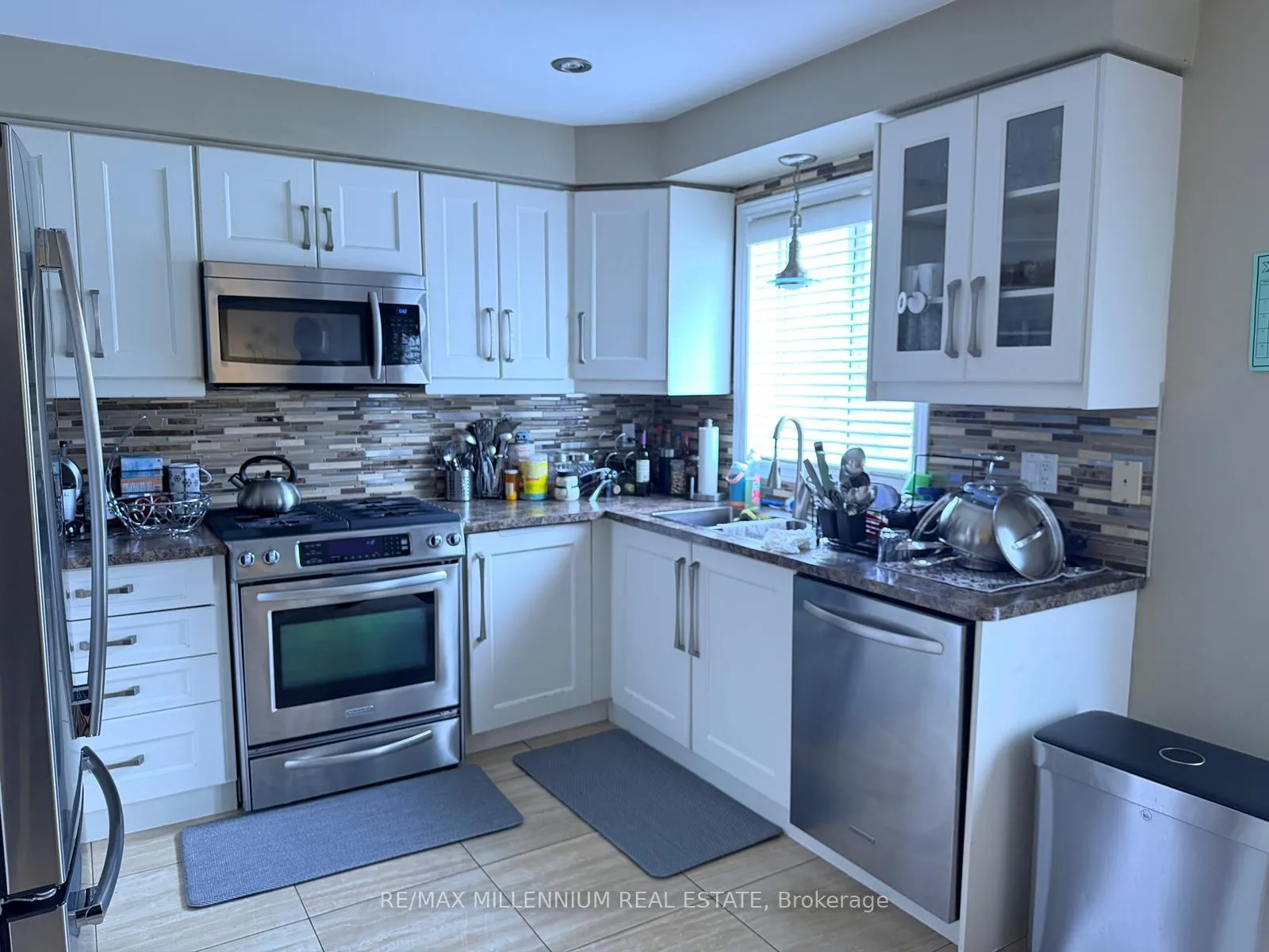Photo 6 of 234 Waterbury Street, Caledon, Bolton East — HOMEH