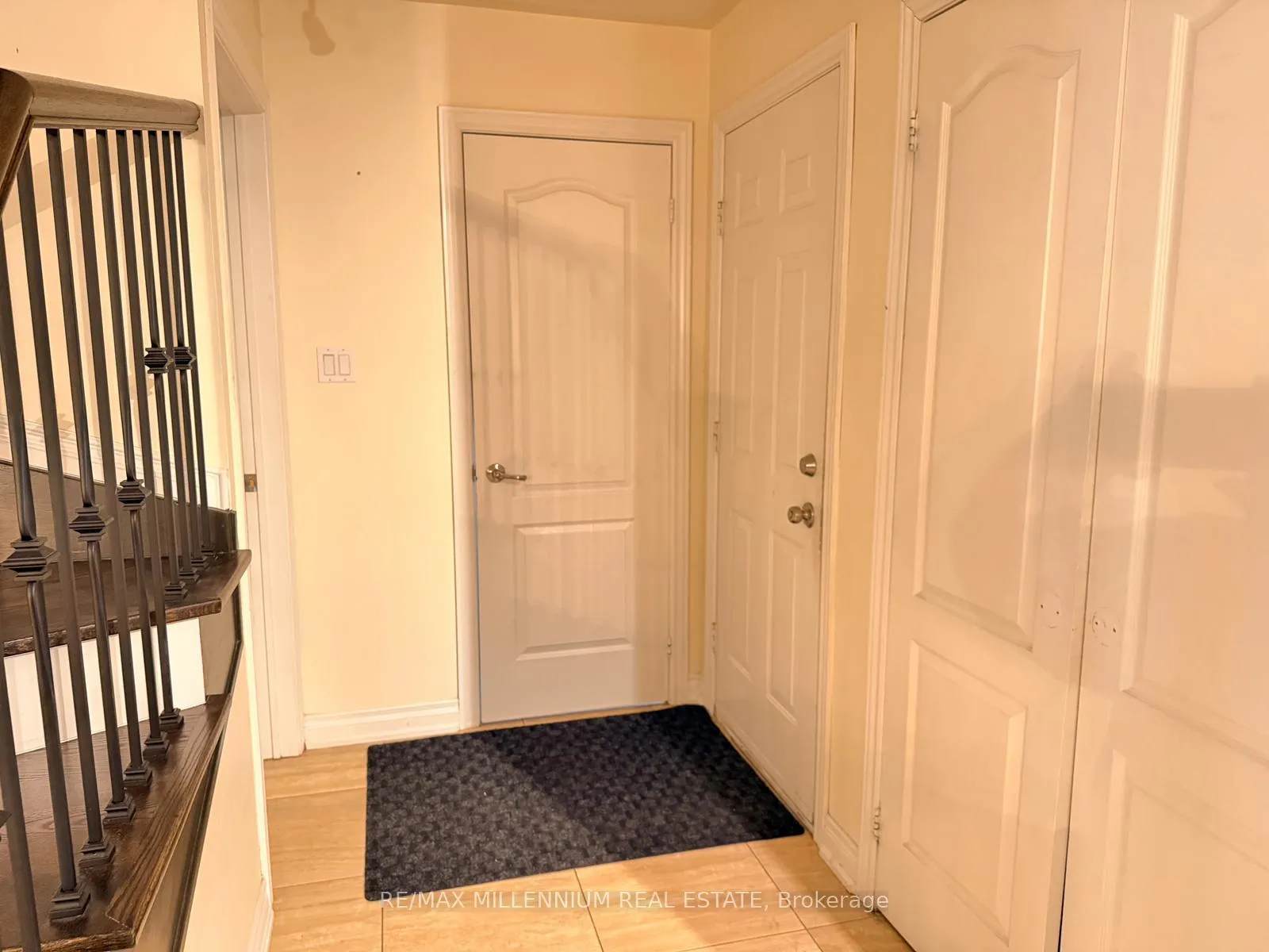 Photo 7 of 234 Waterbury Street, Caledon, Bolton East — HOMEH