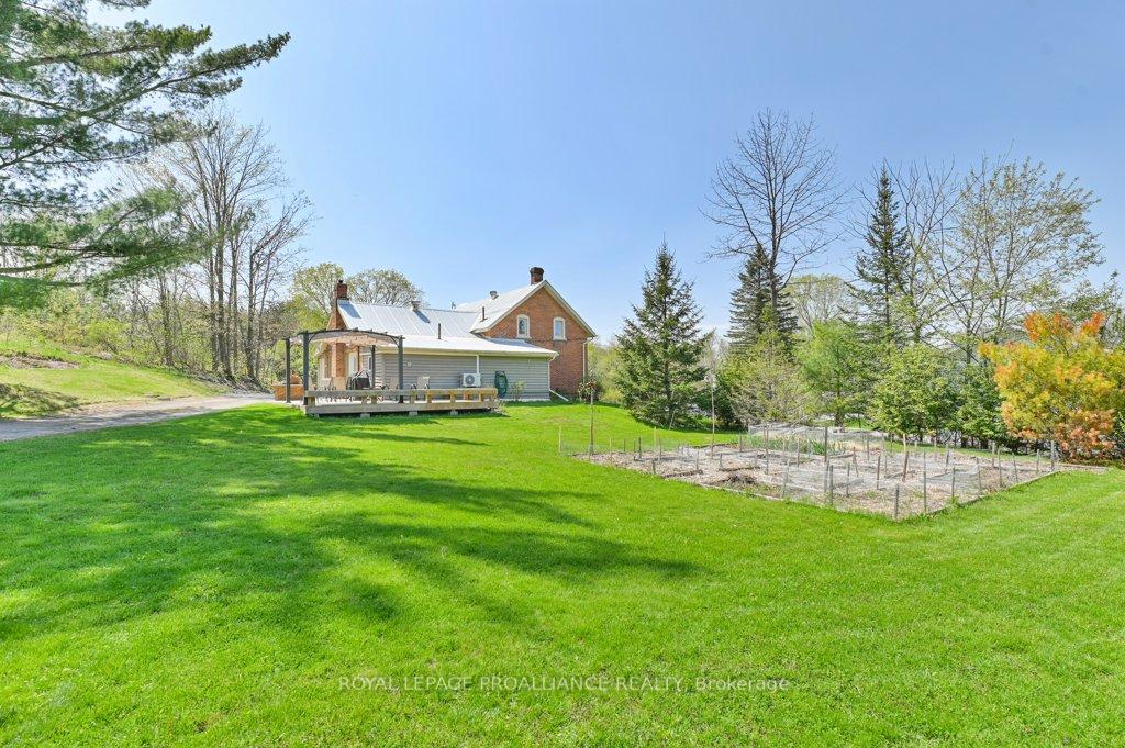 Photo 30 of 75 Dingman Street, Madoc — HOMEH