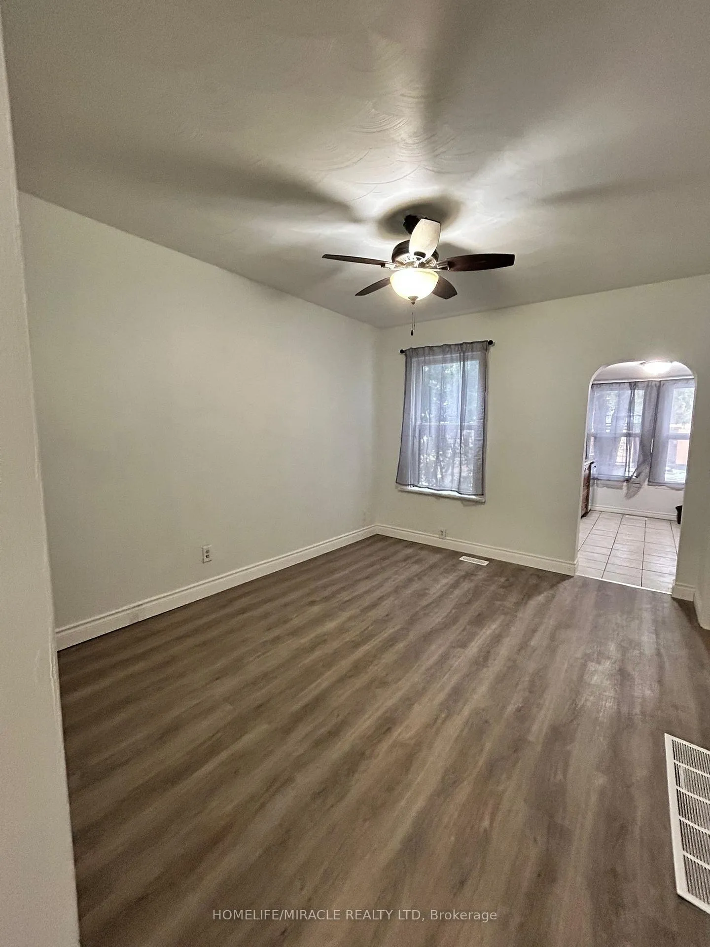 Photo 3 of 78 East 23rd Street, Hamilton, Eastmount — HOMEH