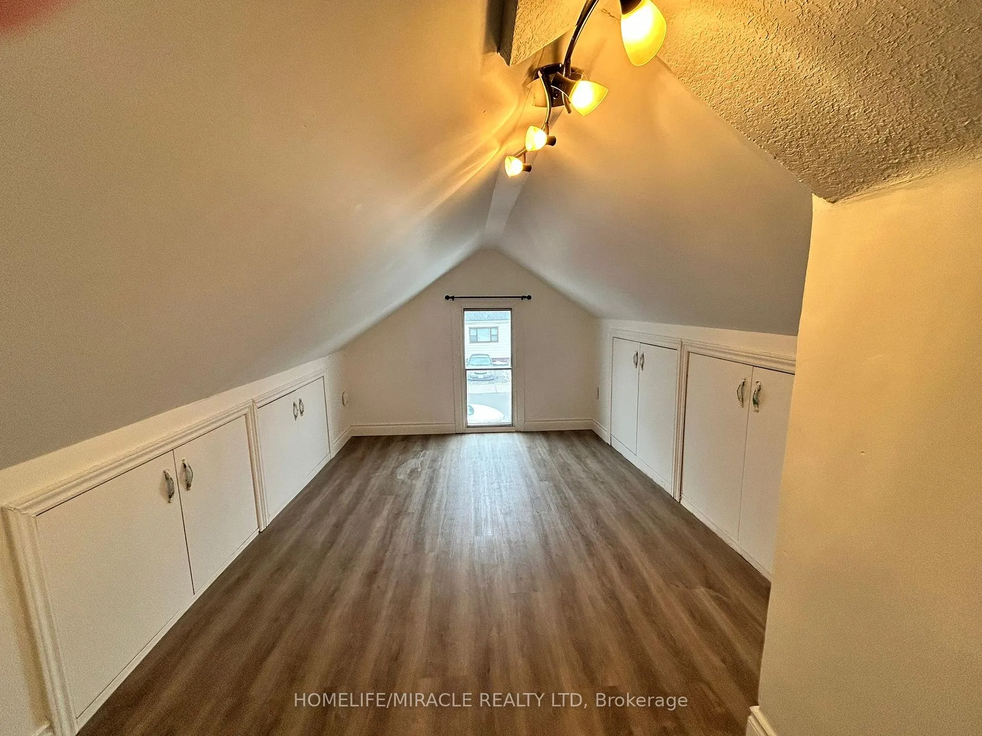 Photo 17 of 78 East 23rd Street, Hamilton, Eastmount — HOMEH