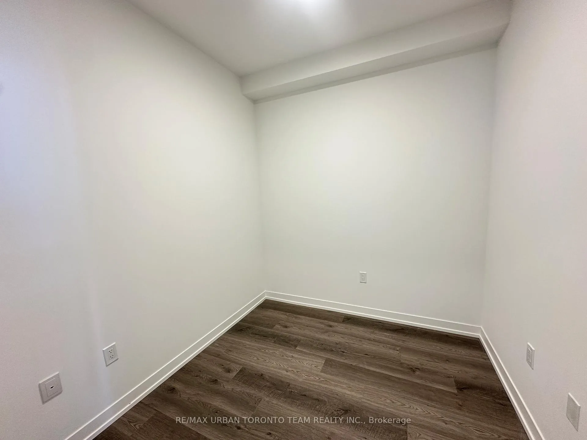 Photo 11 of Unit 6008, 8 Interchange Way, Vaughan, Vaughan Corporate Centre — HOMEH