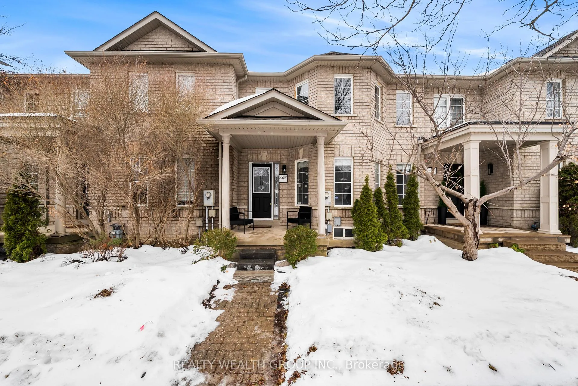 Front of 34 Castle Park Boulevard