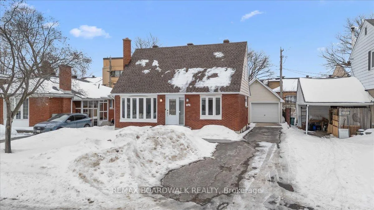 Photo 3 of 1446 Woodward Avenue, Ottawa, Carlington — HOMEH