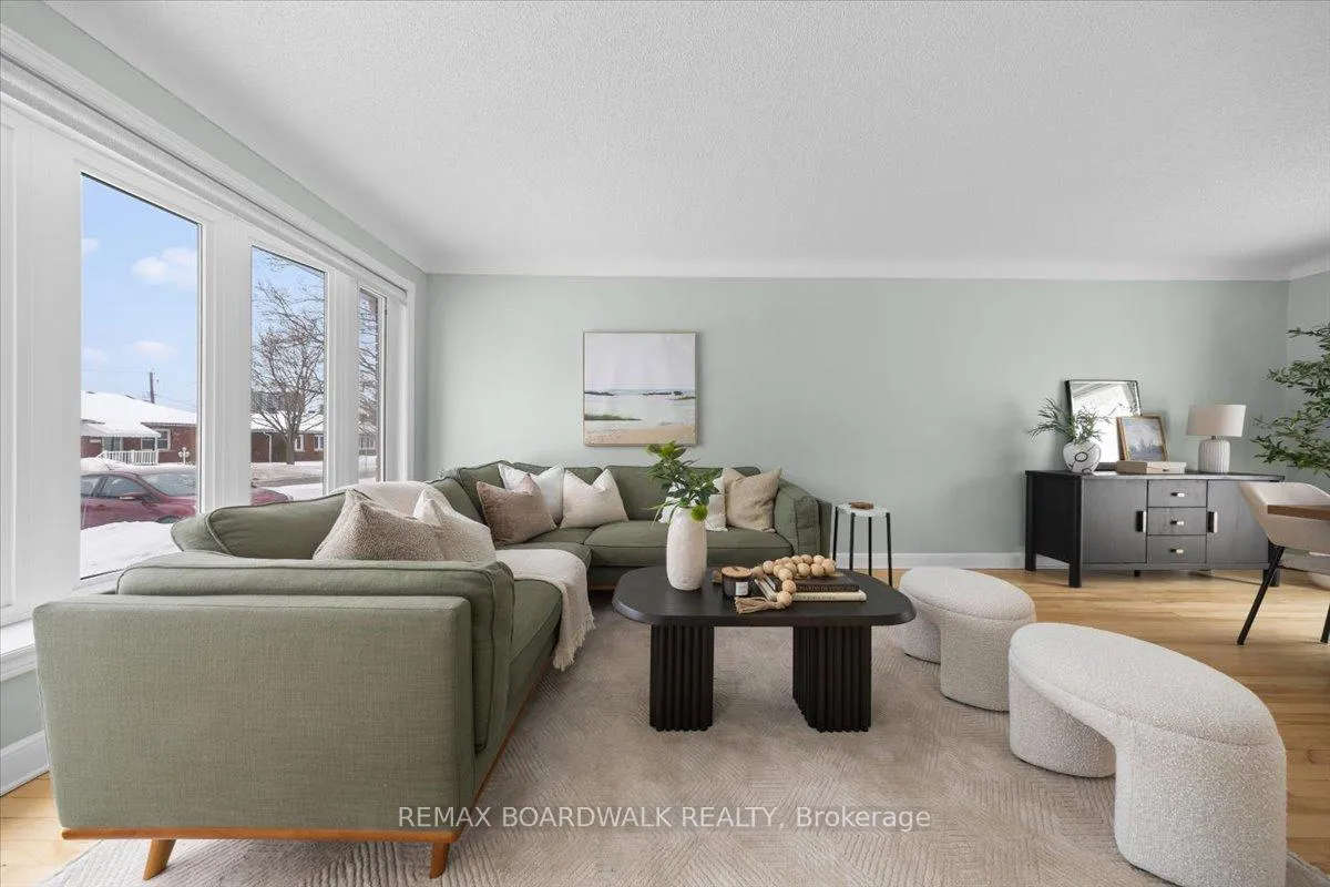 Photo 5 of 1446 Woodward Avenue, Ottawa, Carlington — HOMEH