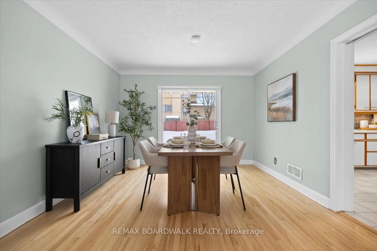 Photo 11 of 1446 Woodward Avenue, Ottawa, Carlington — HOMEH