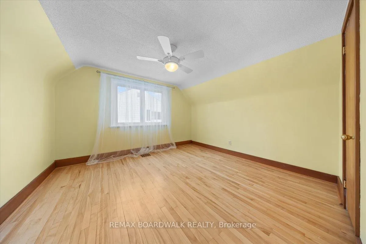 Photo 32 of 1446 Woodward Avenue, Ottawa, Carlington — HOMEH