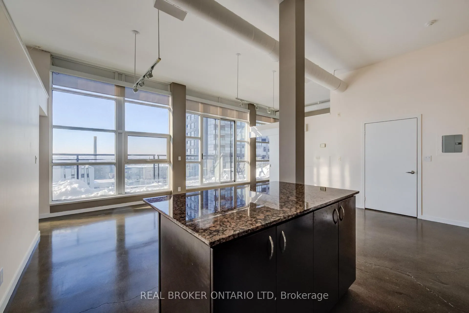 Photo 11 of Unit 616, 404 King Street W, Kitchener — HOMEH