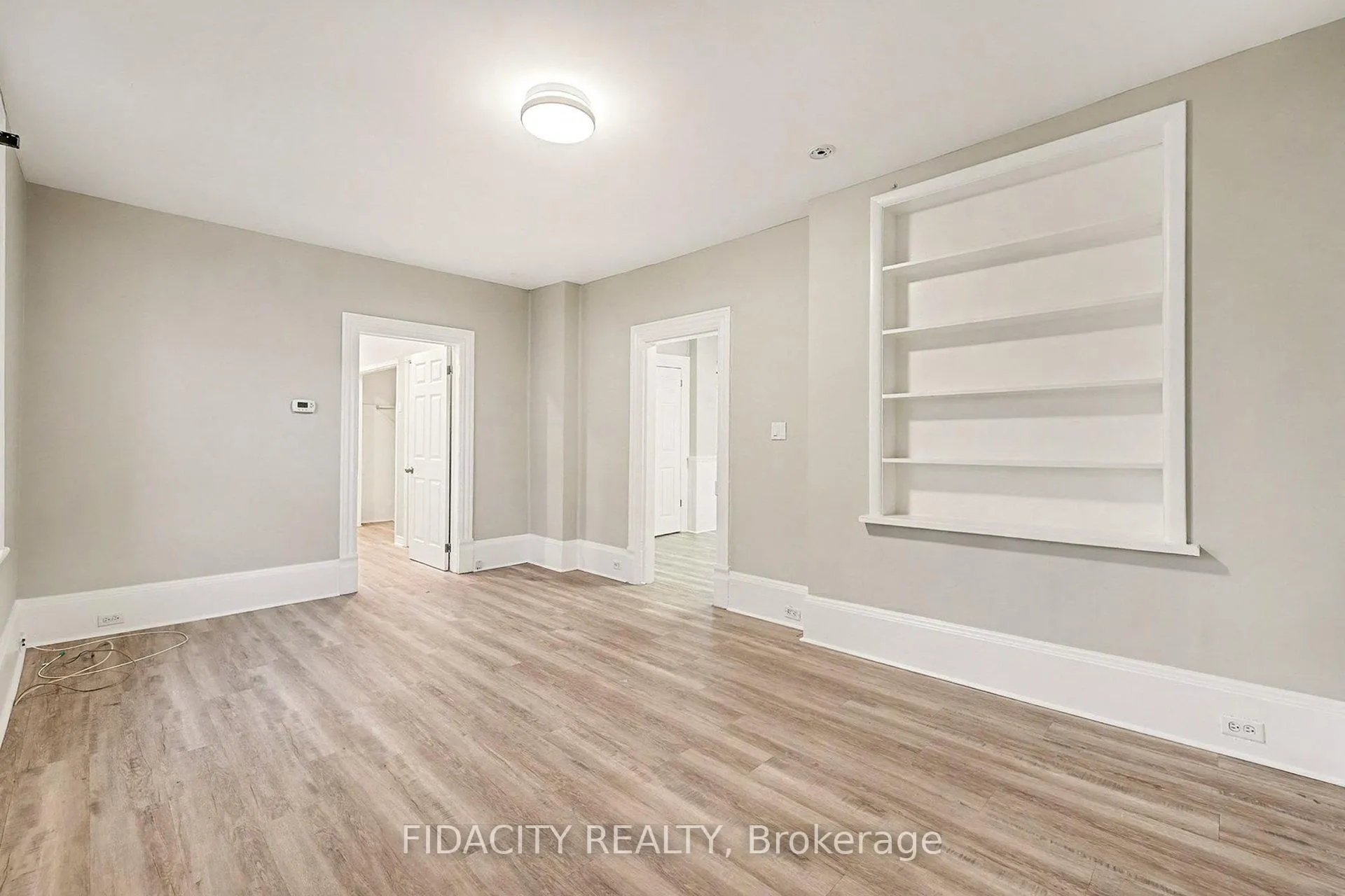 Photo 11 of 38 Winnifred Street N, Smiths Falls — HOMEH