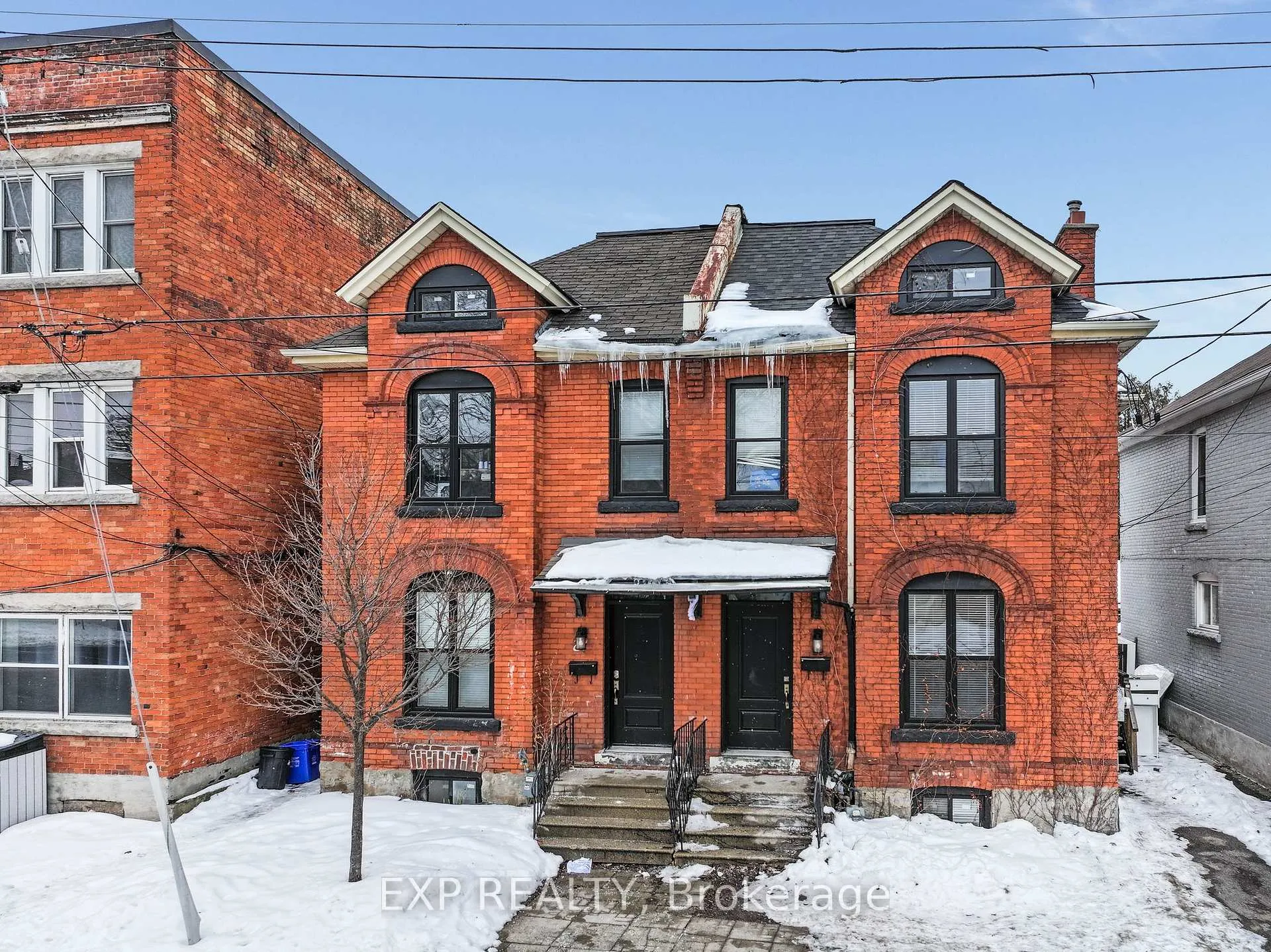 Front of 27 Ashley Street