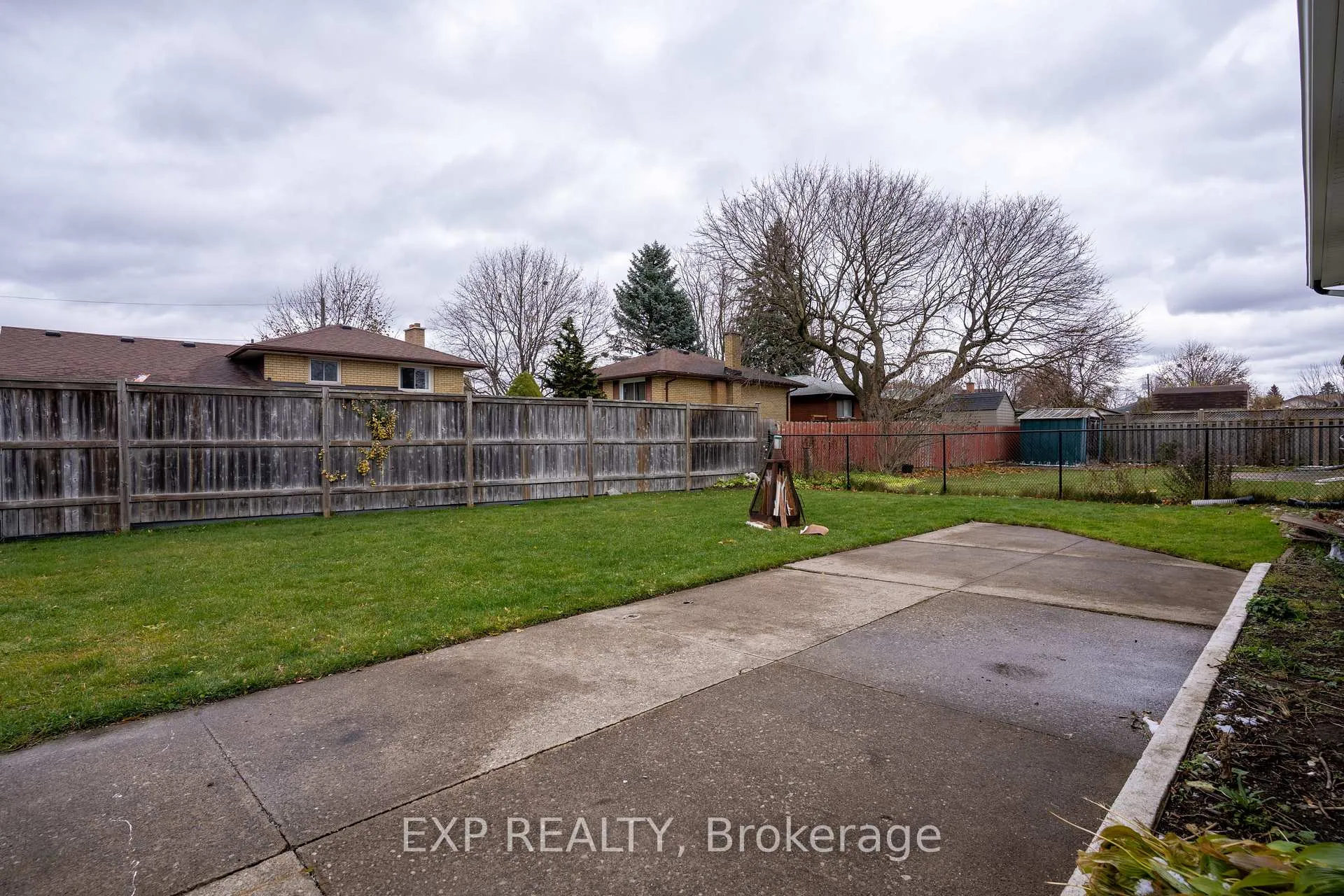 Photo 3 of 280 Wilson Avenue, Kitchener — HOMEH