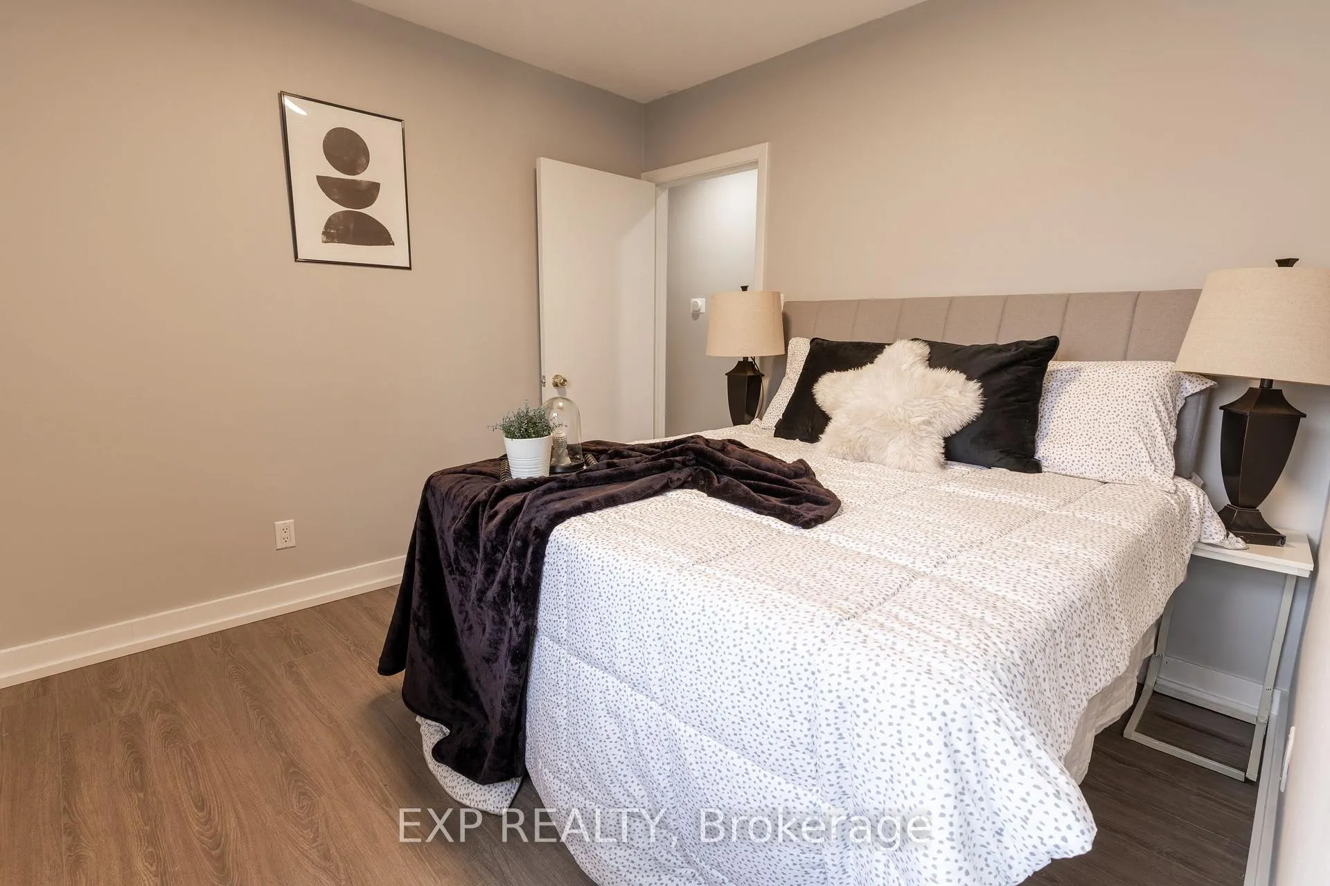 Photo 13 of 280 Wilson Avenue, Kitchener — HOMEH