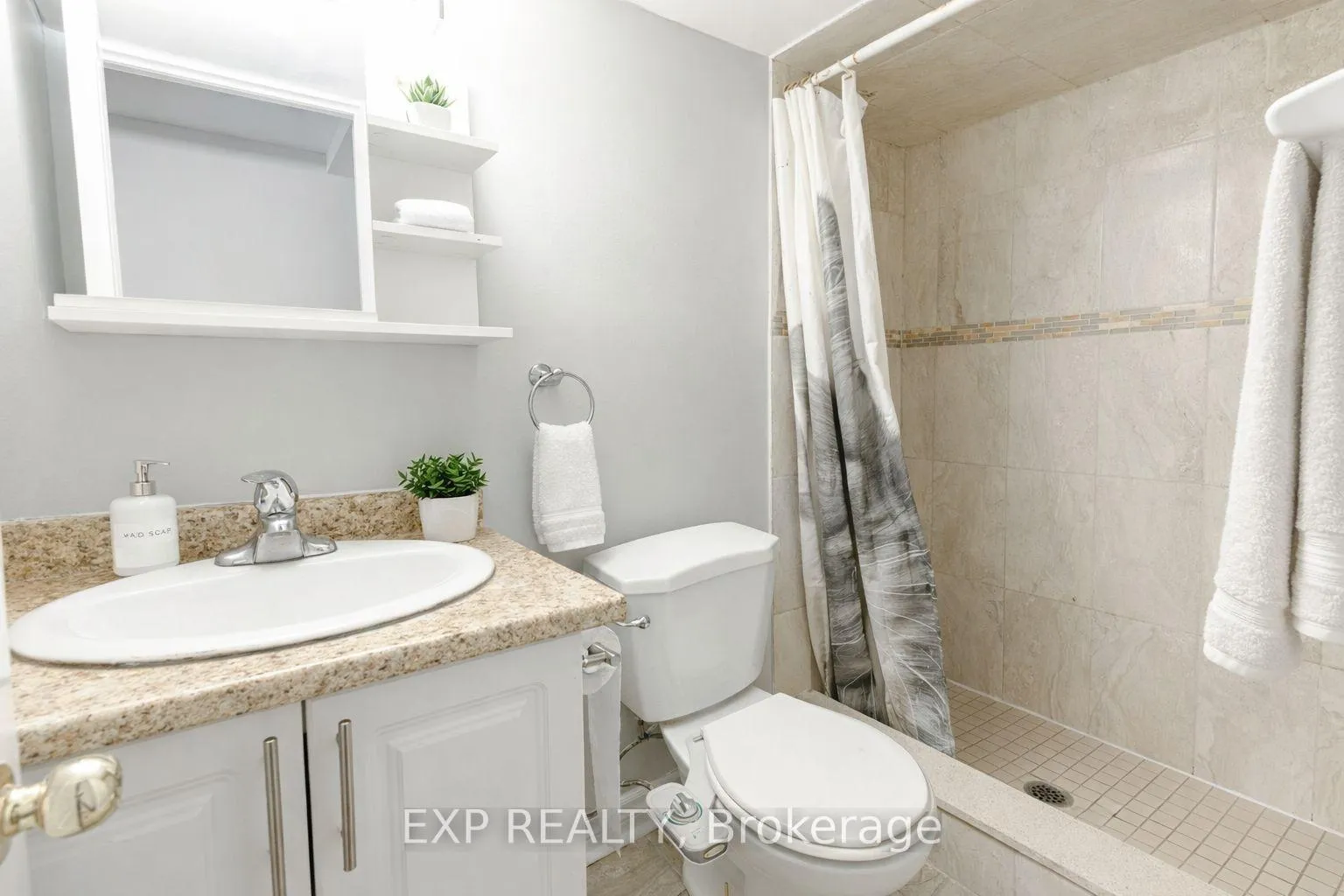 Photo 26 of 280 Wilson Avenue, Kitchener — HOMEH