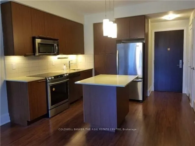 Photo 5 of Unit 419, 70 Roehampton Avenue, Toronto, Mount Pleasant West — HOMEH