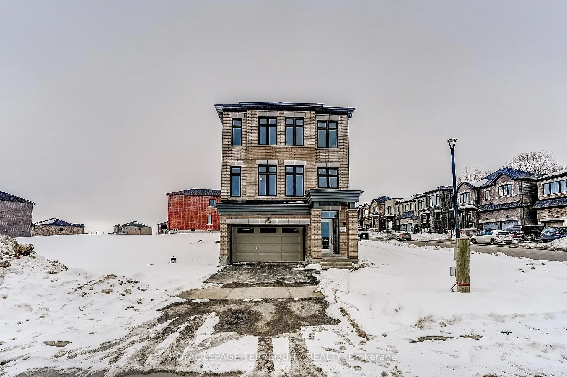 Photo 1 of 2964 Starlight Drive, Pickering, Rural Pickering — HOMEH
