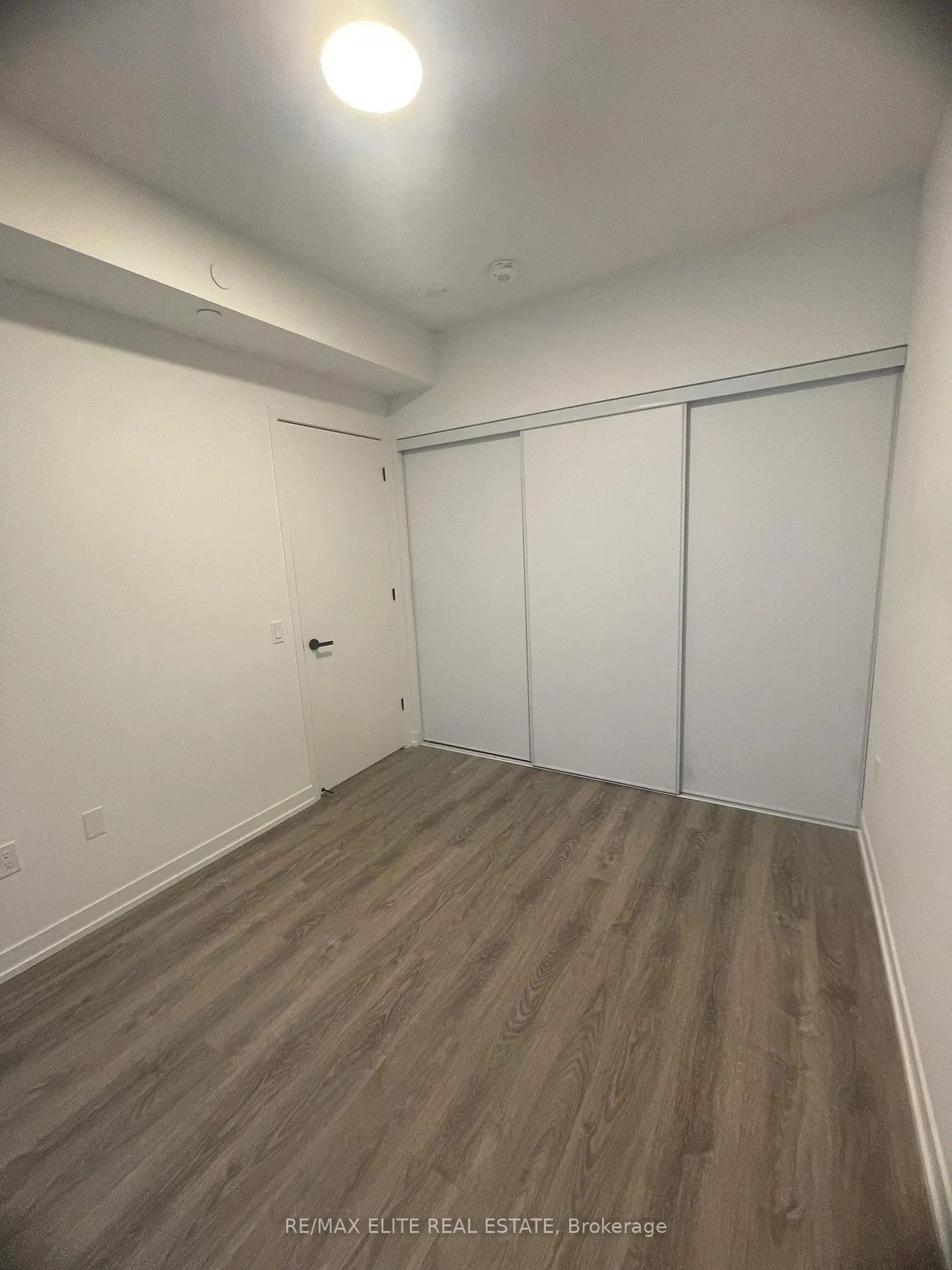Photo 6 of Unit 5810, 8 Interchange Way, Vaughan, Vaughan Corporate Centre — HOMEH