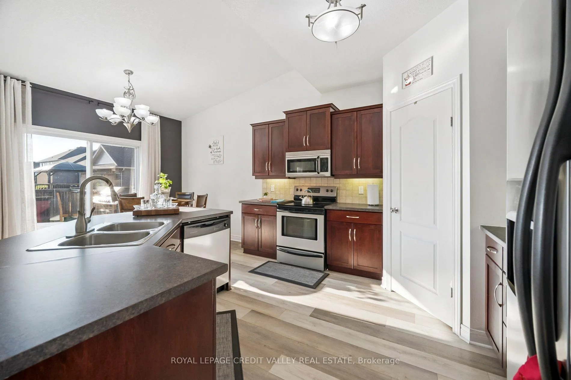 Photo 18 of 9 Peach Tree Boulevard, St. Thomas — HOMEH
