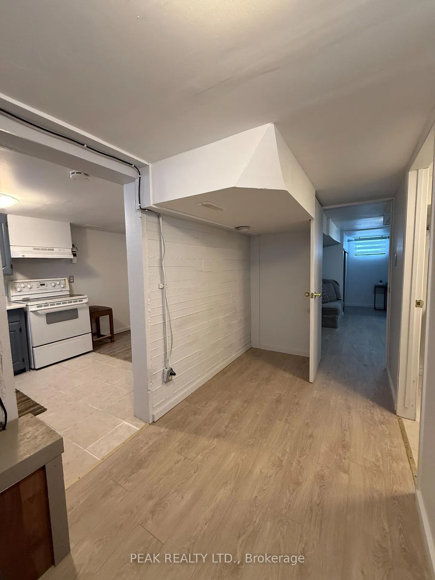 Photo 26 of 145 Bridgeport Road E, Waterloo — HOMEH