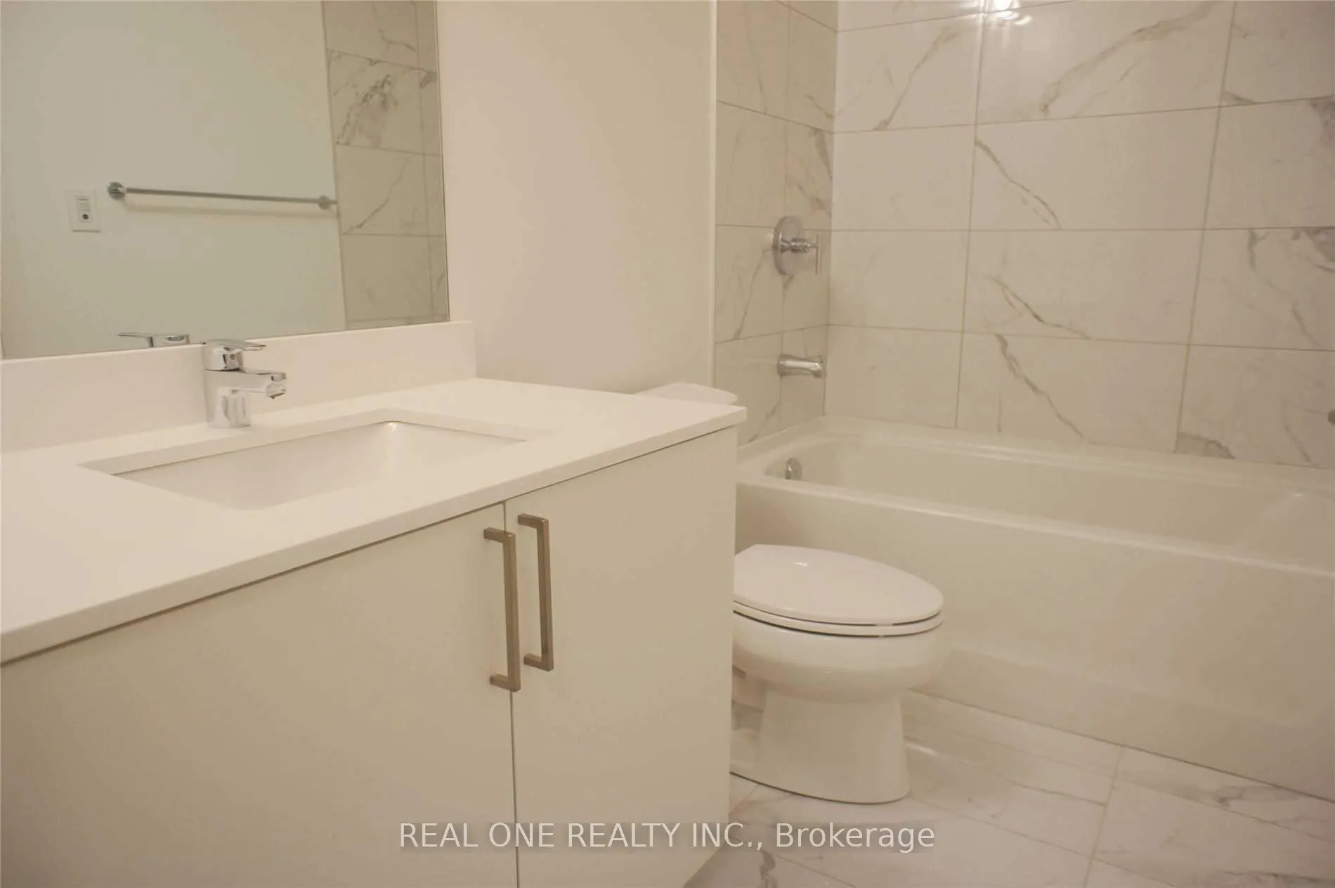 Photo 18 of Unit 111W, 268 Buchanan Drive, Markham, Unionville — HOMEH