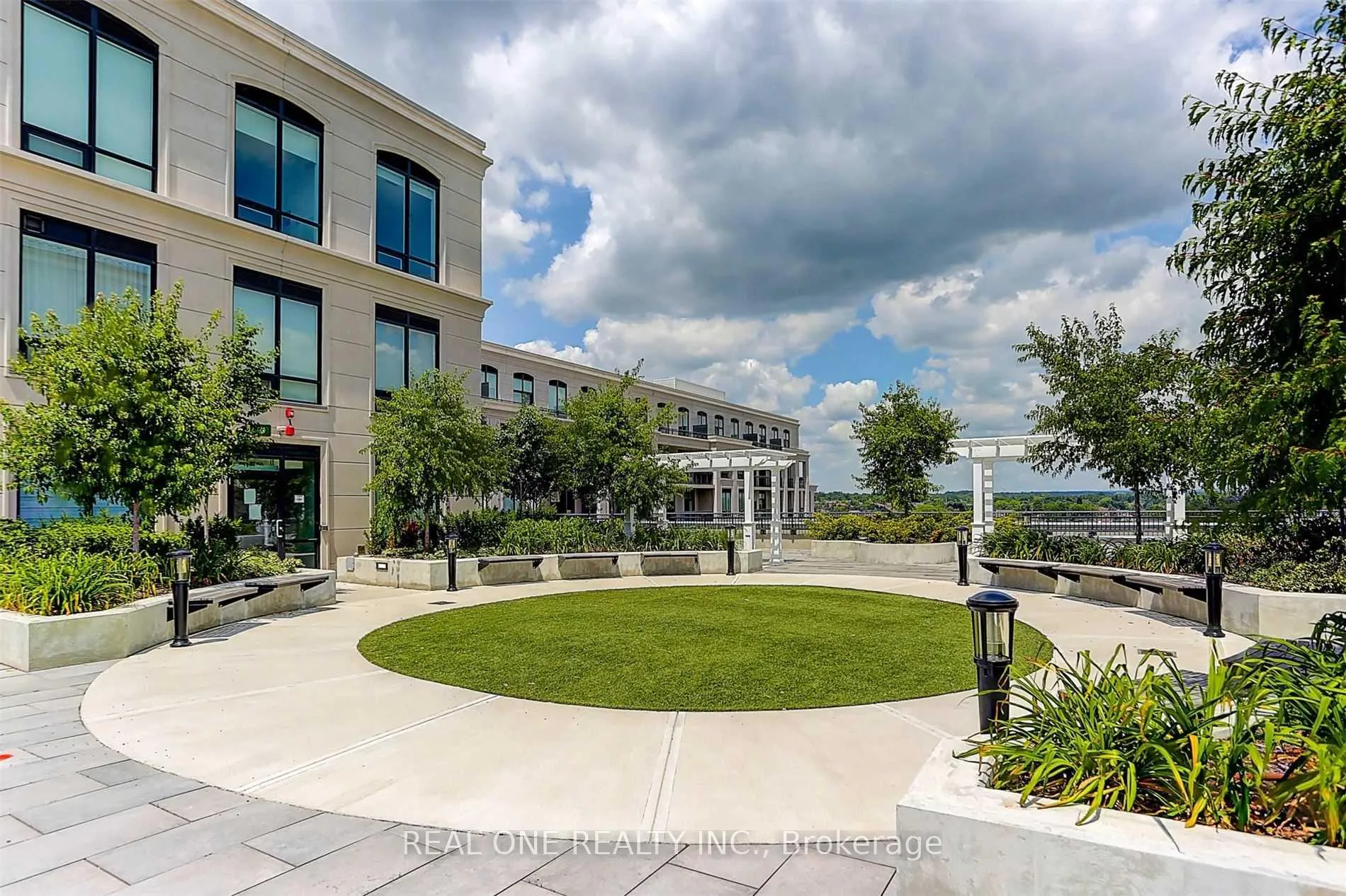 Photo 32 of Unit 111W, 268 Buchanan Drive, Markham, Unionville — HOMEH