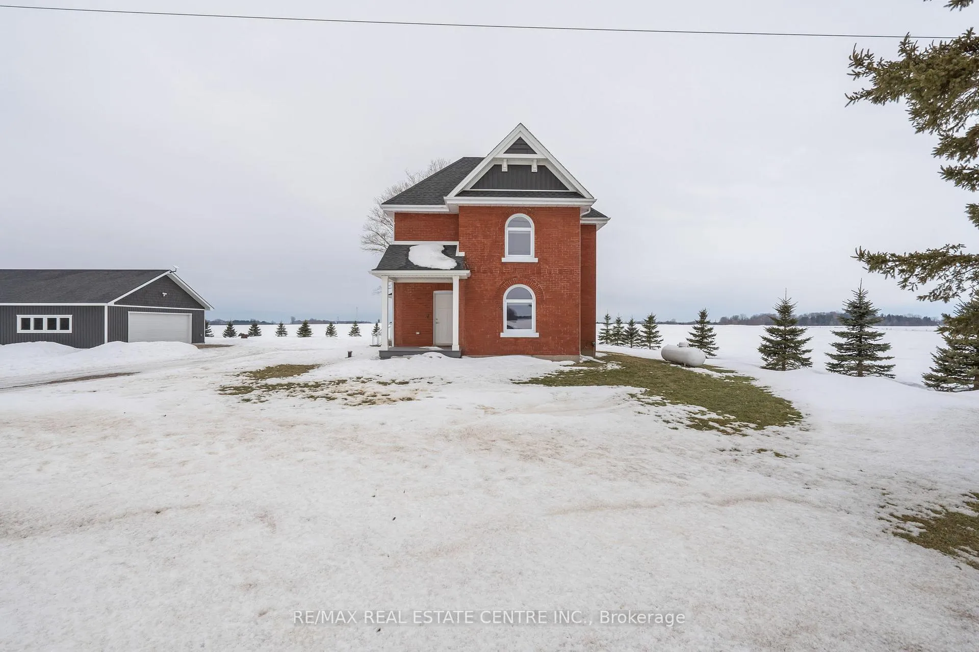 Photo 2 of 21575 Heritage Road, Thames Centre, Rural Thames Centre — HOMEH