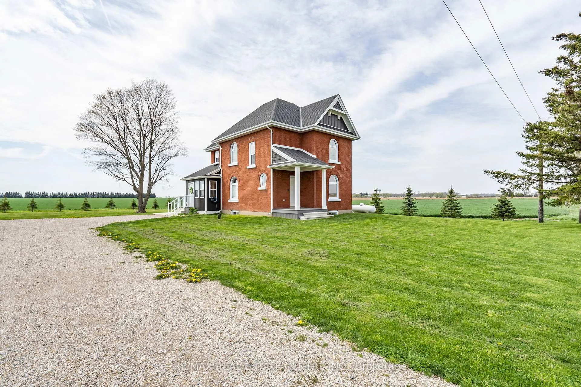 Photo 4 of 21575 Heritage Road, Thames Centre, Rural Thames Centre — HOMEH