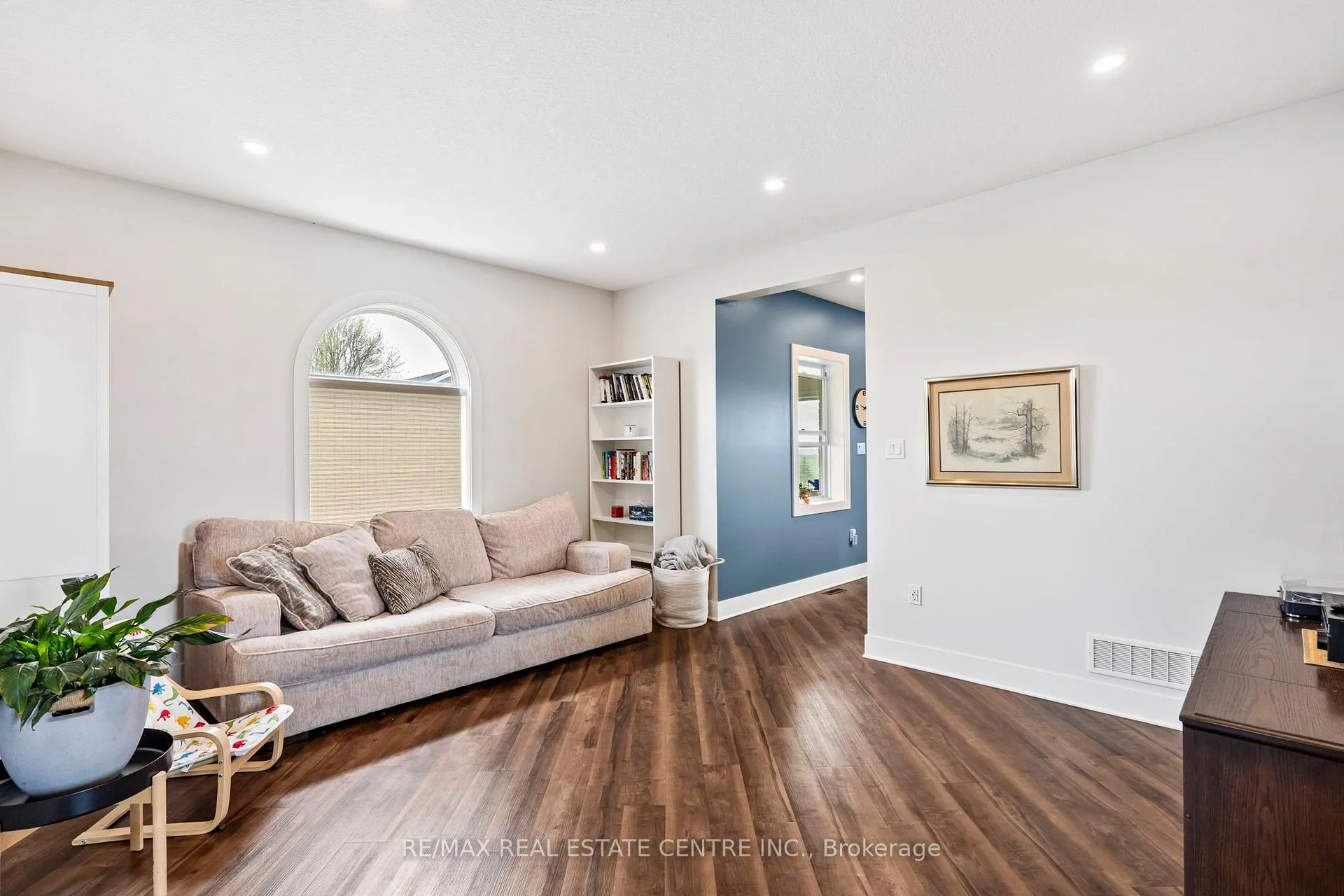 Photo 7 of 21575 Heritage Road, Thames Centre, Rural Thames Centre — HOMEH