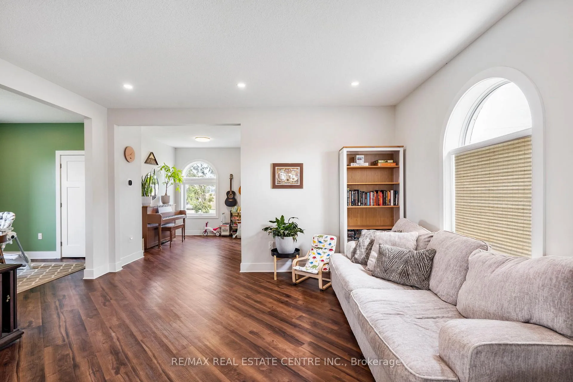 Photo 9 of 21575 Heritage Road, Thames Centre, Rural Thames Centre — HOMEH