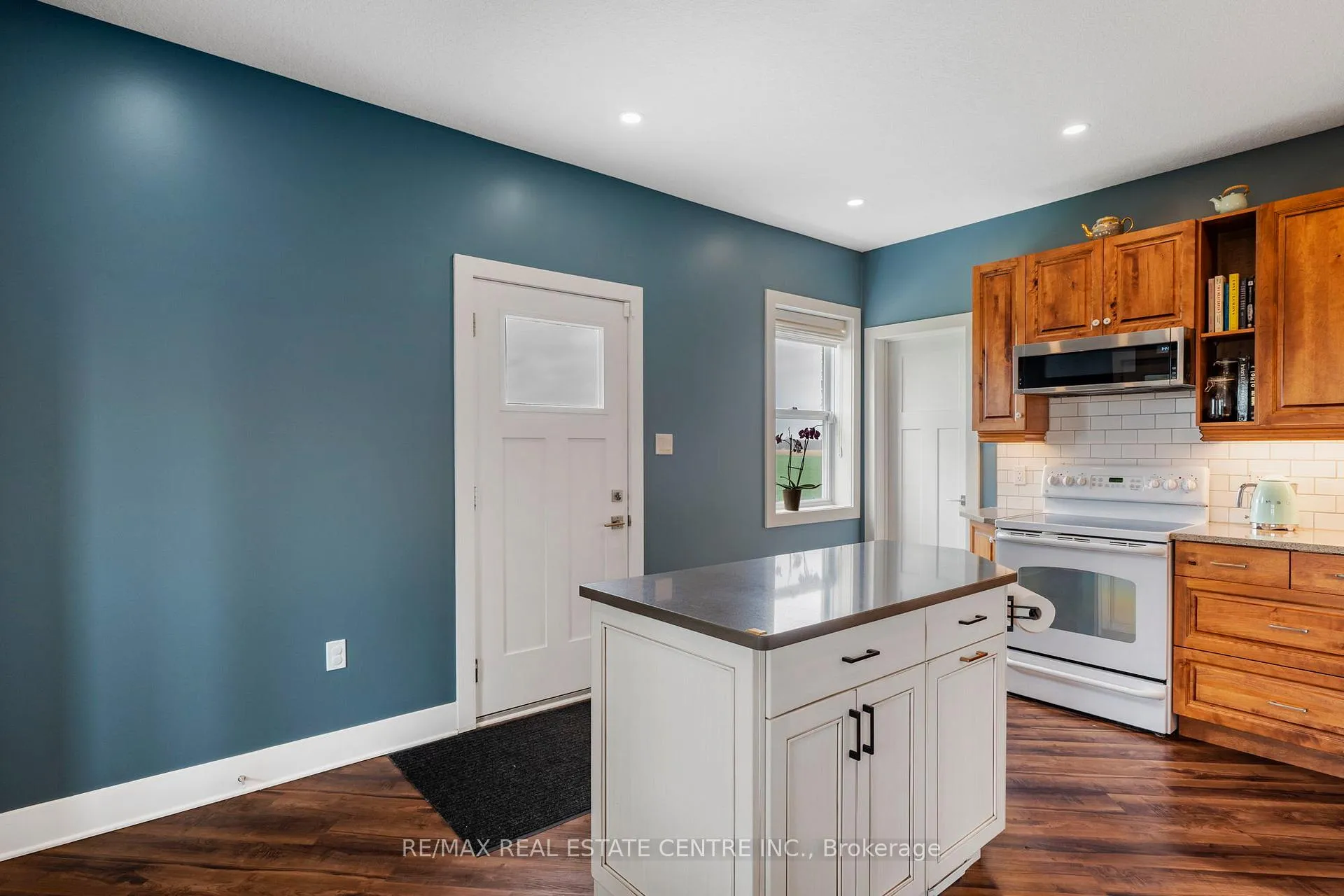 Photo 12 of 21575 Heritage Road, Thames Centre, Rural Thames Centre — HOMEH