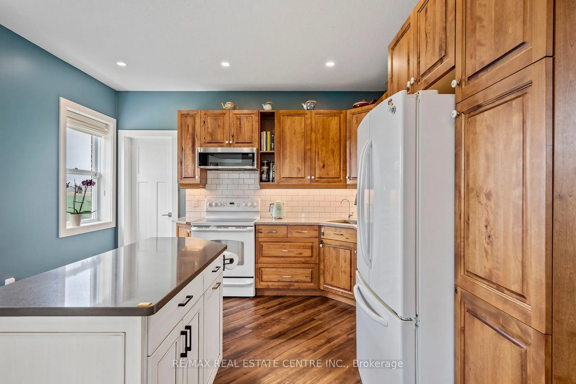 Photo 13 of 21575 Heritage Road, Thames Centre, Rural Thames Centre — HOMEH