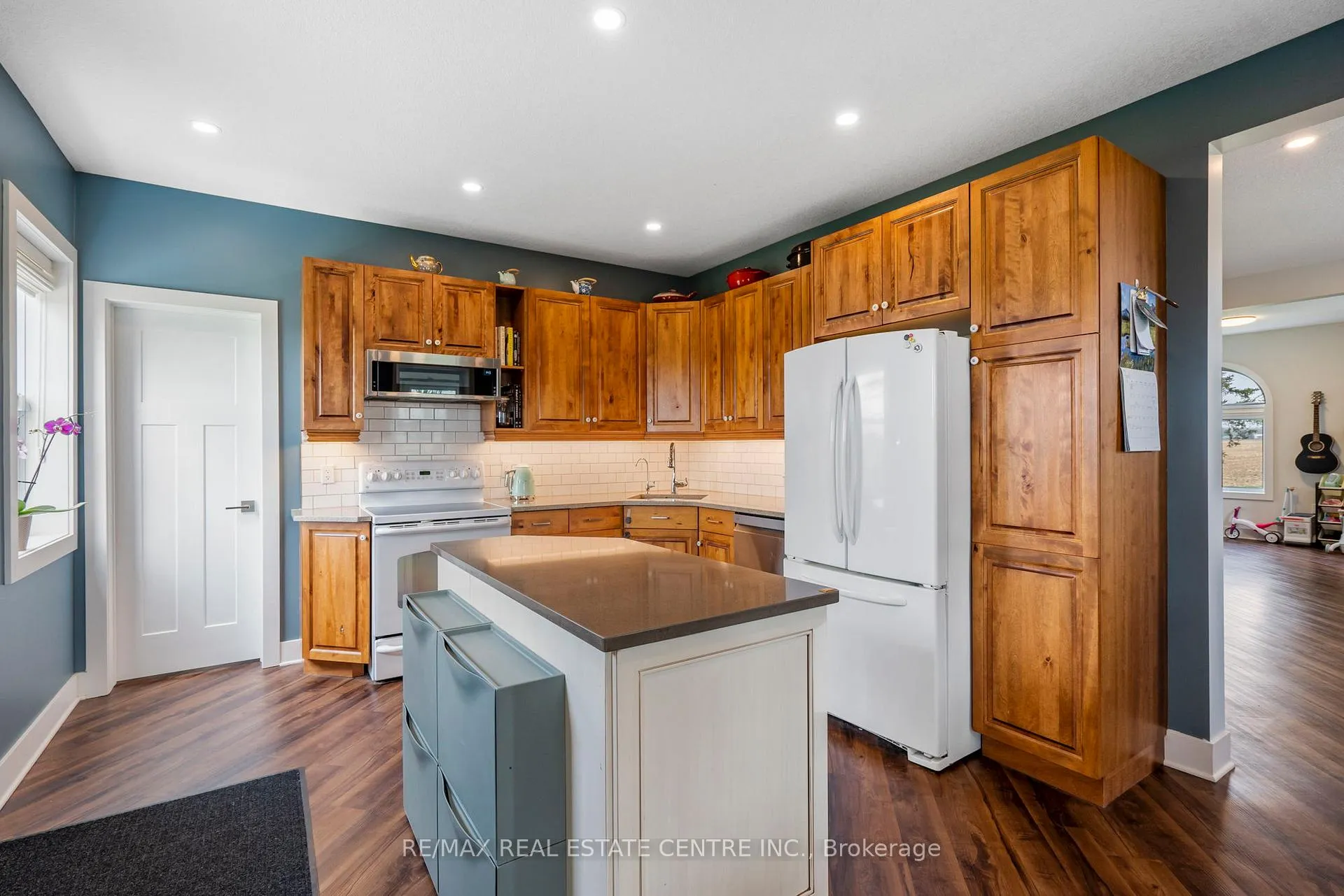 Photo 14 of 21575 Heritage Road, Thames Centre, Rural Thames Centre — HOMEH
