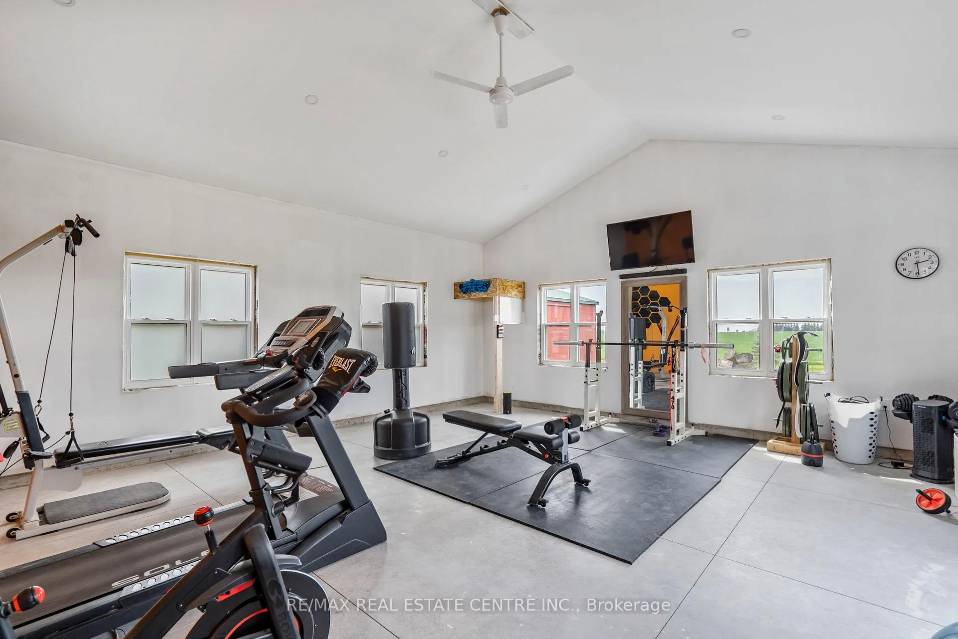 Photo 39 of 21575 Heritage Road, Thames Centre, Rural Thames Centre — HOMEH