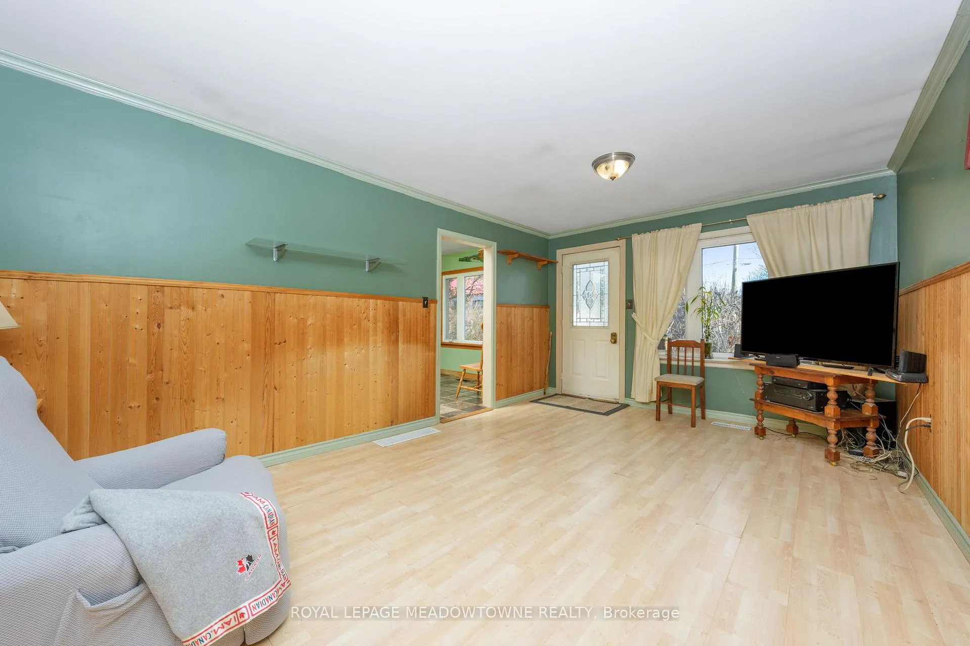 Photo 7 of 5 Louisa Street, Halton Hills, Georgetown — HOMEH