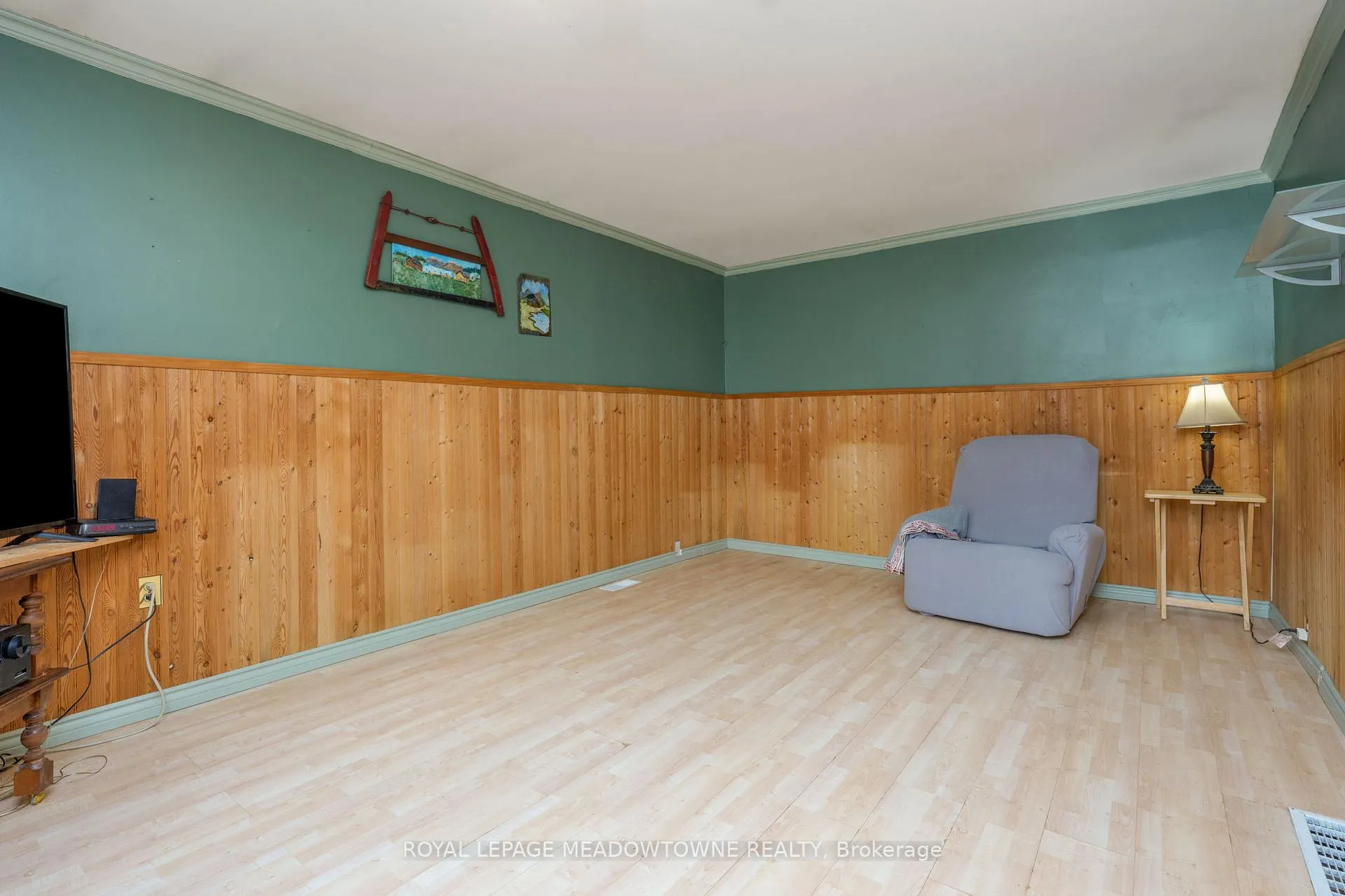 Photo 8 of 5 Louisa Street, Halton Hills, Georgetown — HOMEH