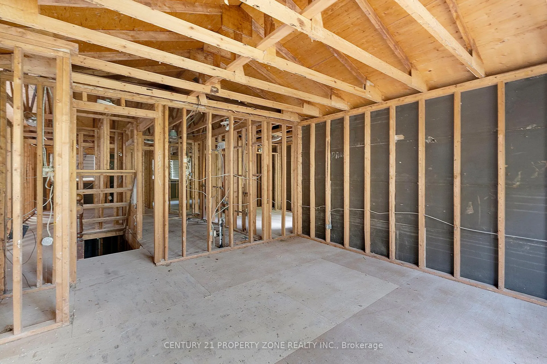 Photo 8 of 5014 Spruce Avenue, Burlington, Appleby — HOMEH