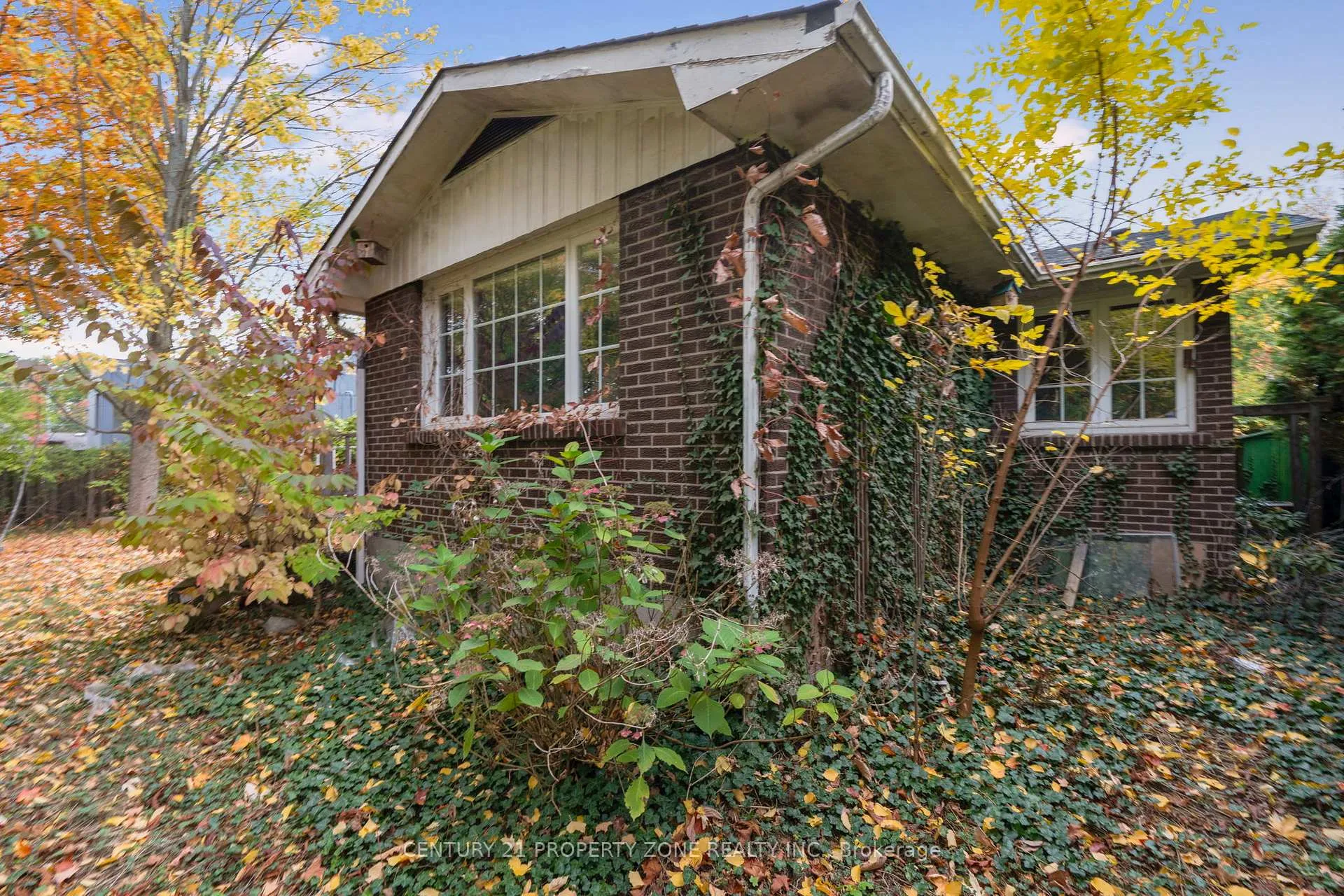 Photo 11 of 5014 Spruce Avenue, Burlington, Appleby — HOMEH