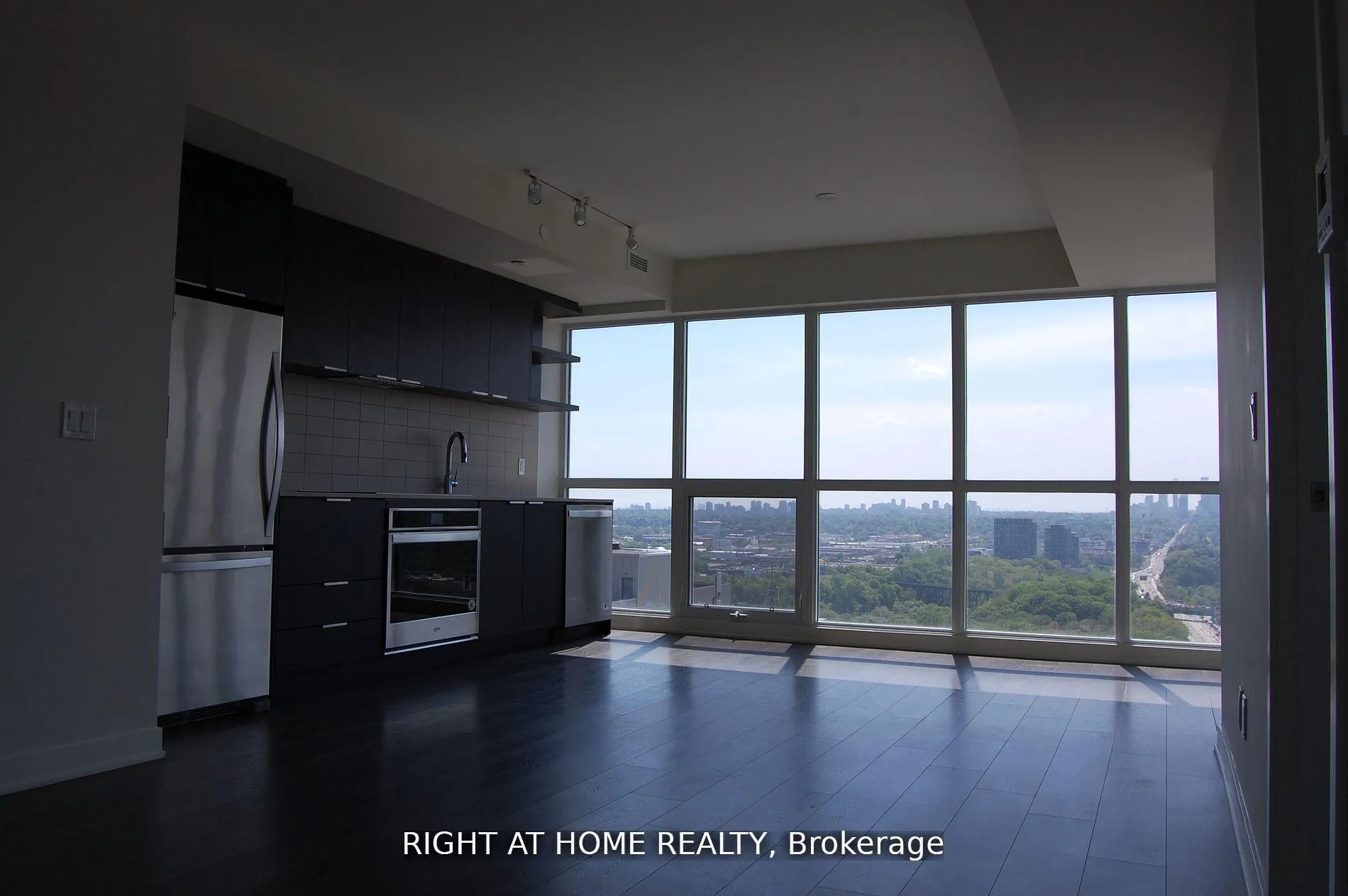 Photo 5 of Unit 2702N, 6 Sonic Way, Toronto, Flemingdon Park — HOMEH