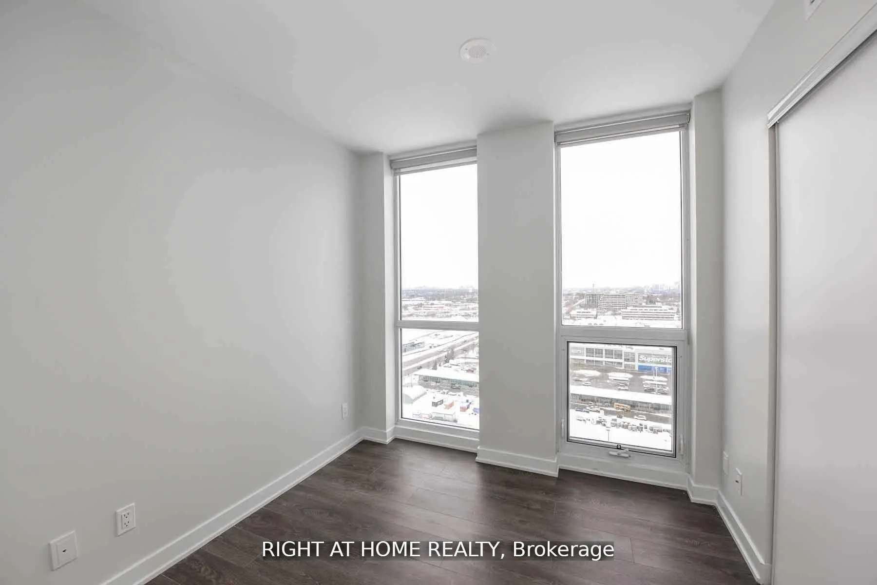 Photo 8 of Unit 2702N, 6 Sonic Way, Toronto, Flemingdon Park — HOMEH