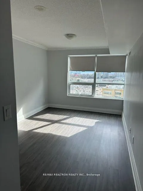 Photo 9 of 20 North Park Road, Vaughan, Beverley Glen — HOMEH