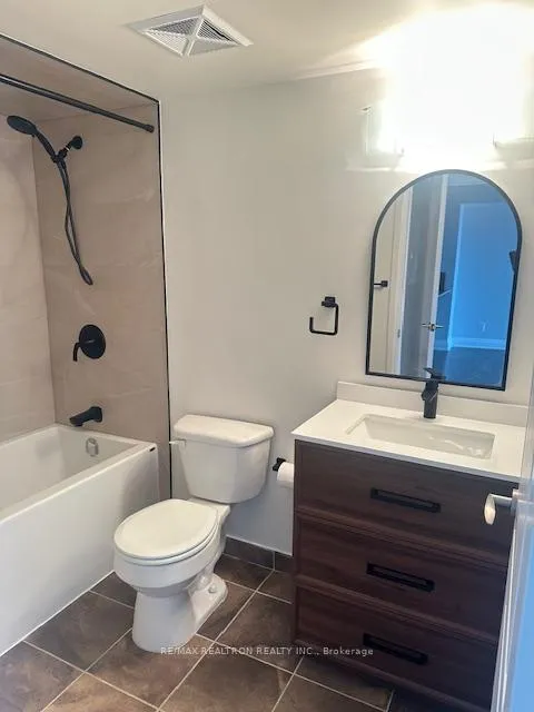 Photo 12 of 20 North Park Road, Vaughan, Beverley Glen — HOMEH