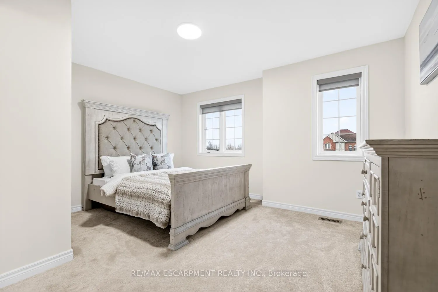 Photo 26 of 8 Bousfield Court, Hamilton, Waterdown — HOMEH