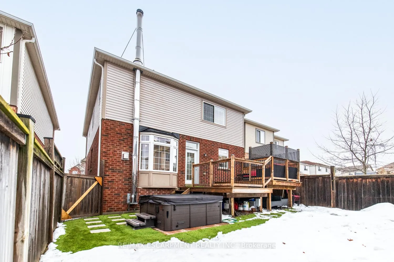 Photo 45 of 8 Bousfield Court, Hamilton, Waterdown — HOMEH