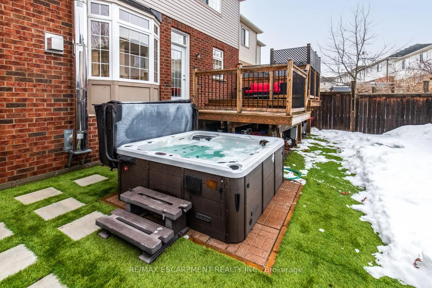 Photo 46 of 8 Bousfield Court, Hamilton, Waterdown — HOMEH