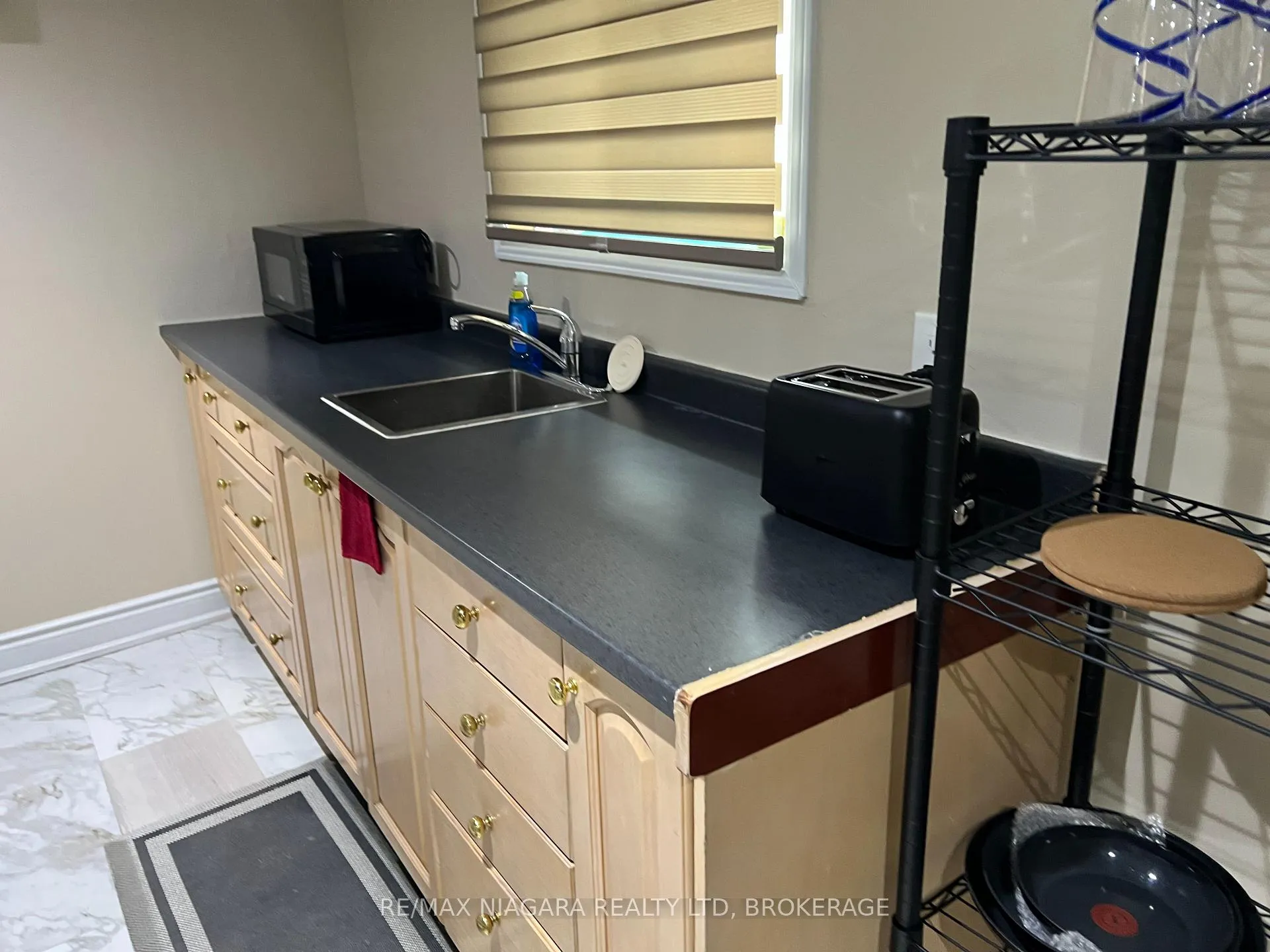 Photo 17 of Unit Lower, 3968 St Peter Street, Niagara Falls, Stamford — HOMEH