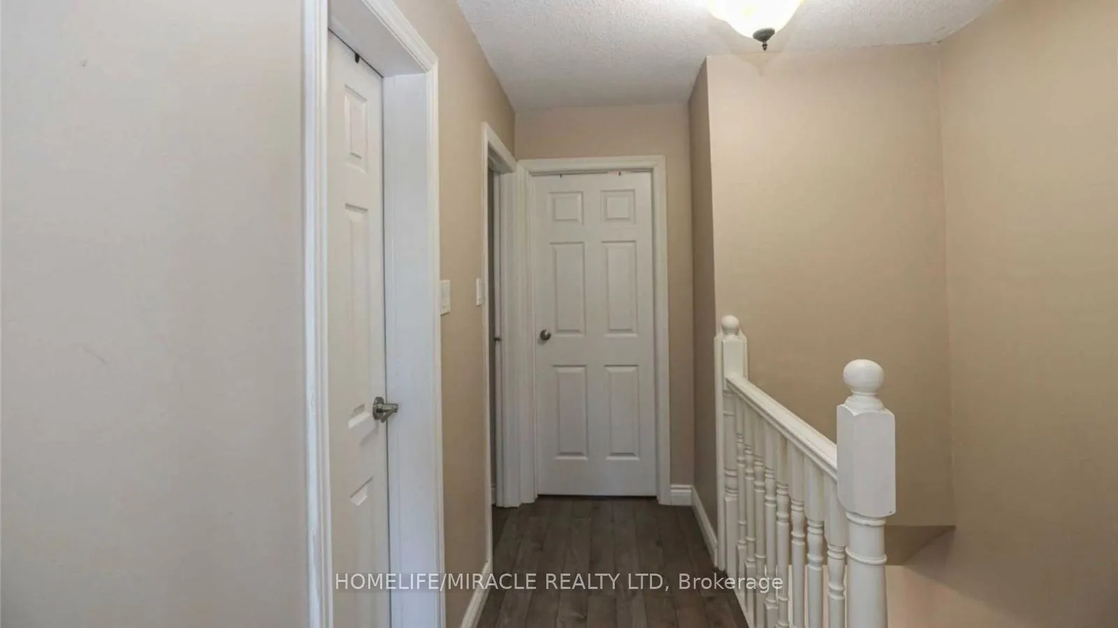 Photo 10 of 61 Moregate Crescent, Brampton, Central Park — HOMEH