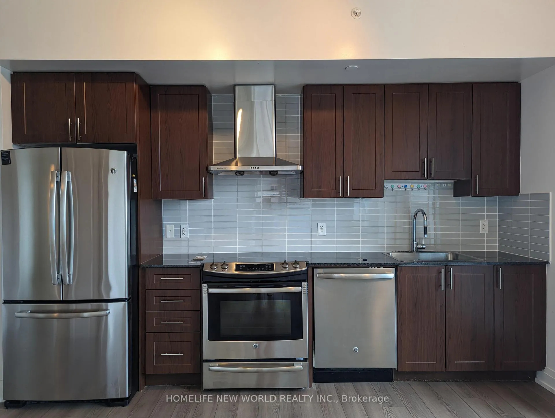 Photo 5 of Unit 430, 7165 Yonge Street, Markham, Grandview — HOMEH