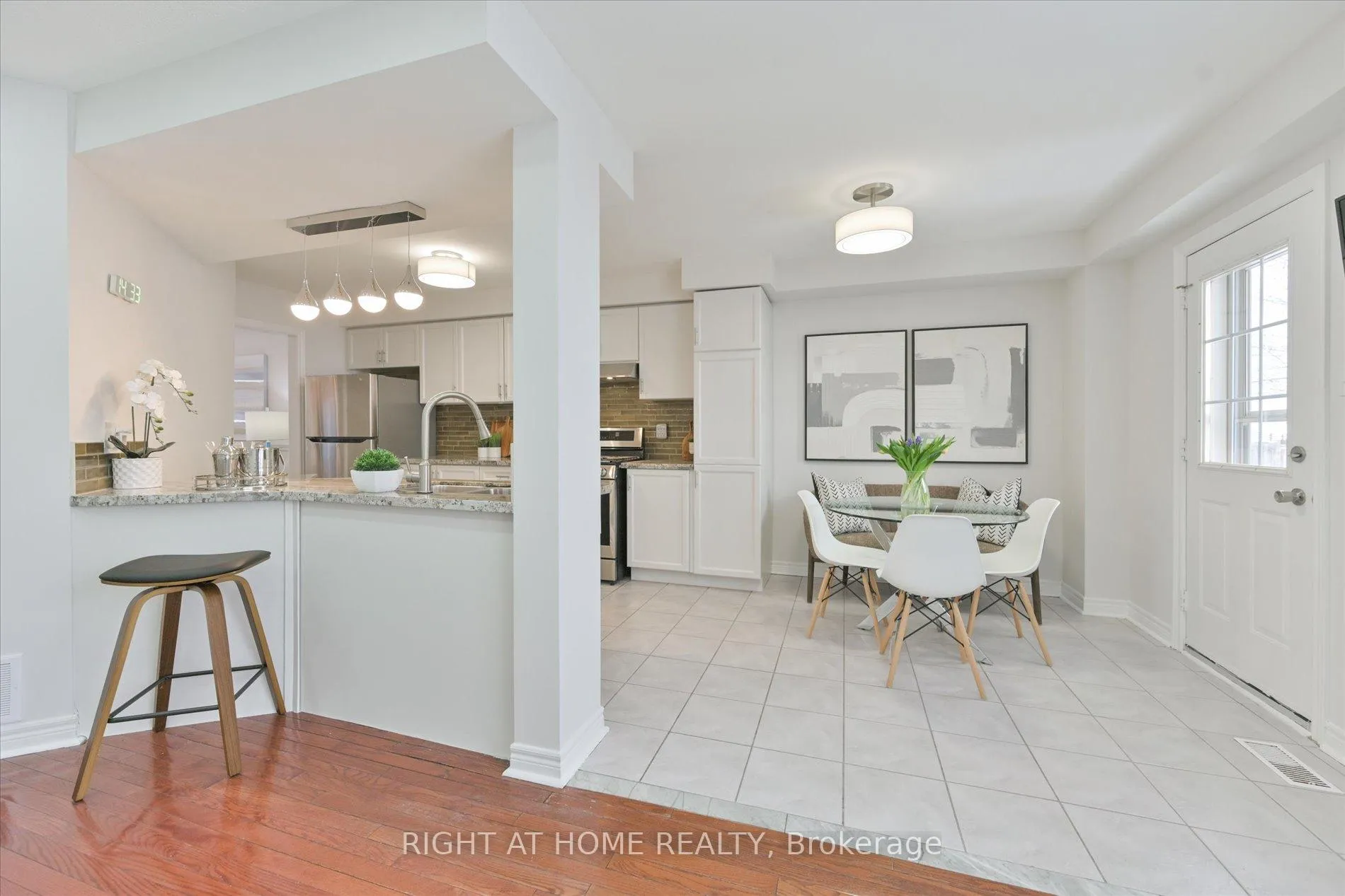 Photo 6 of 61 Milloy Place, Aurora, Aurora Grove — HOMEH