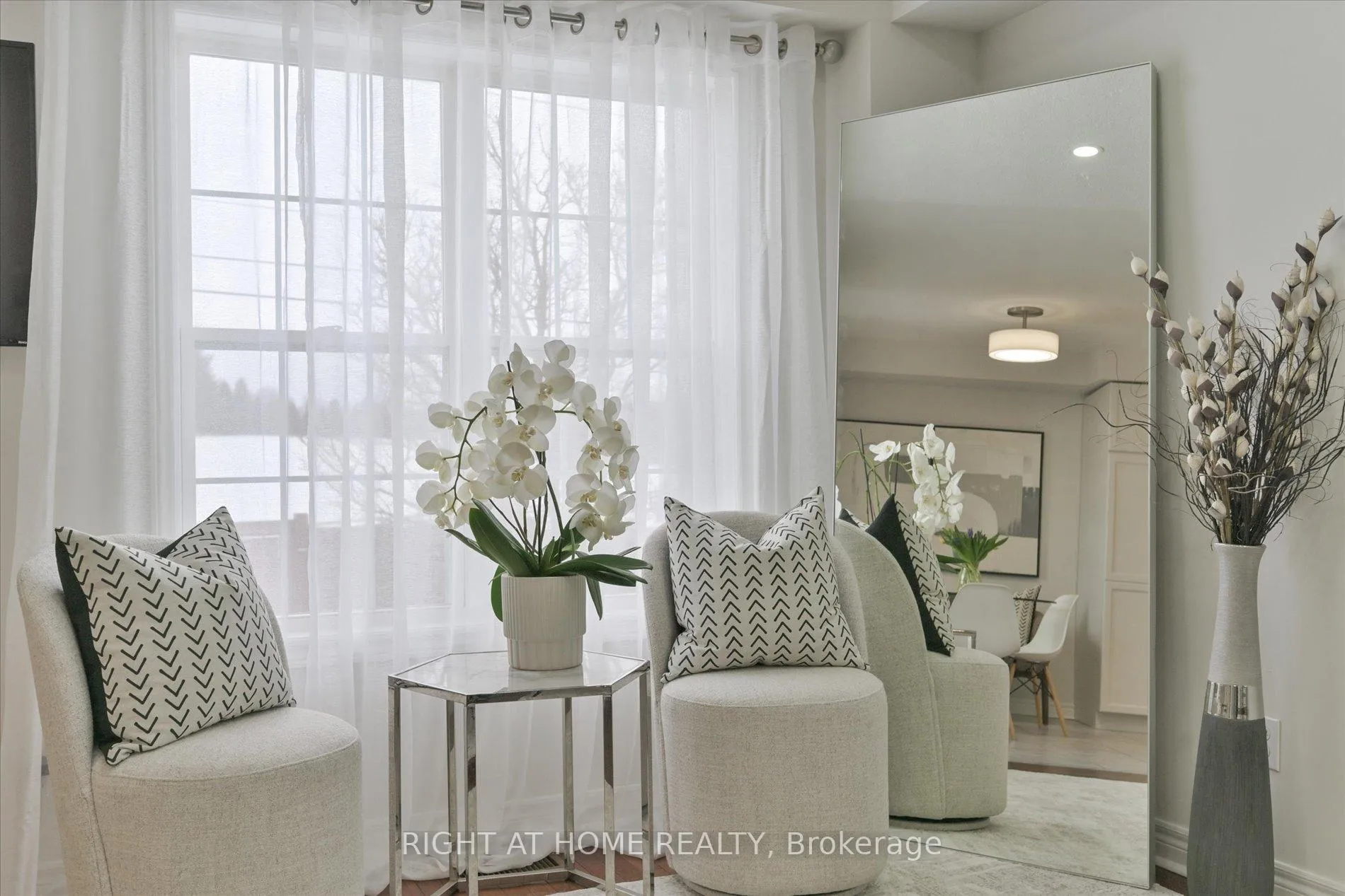 Photo 8 of 61 Milloy Place, Aurora, Aurora Grove — HOMEH