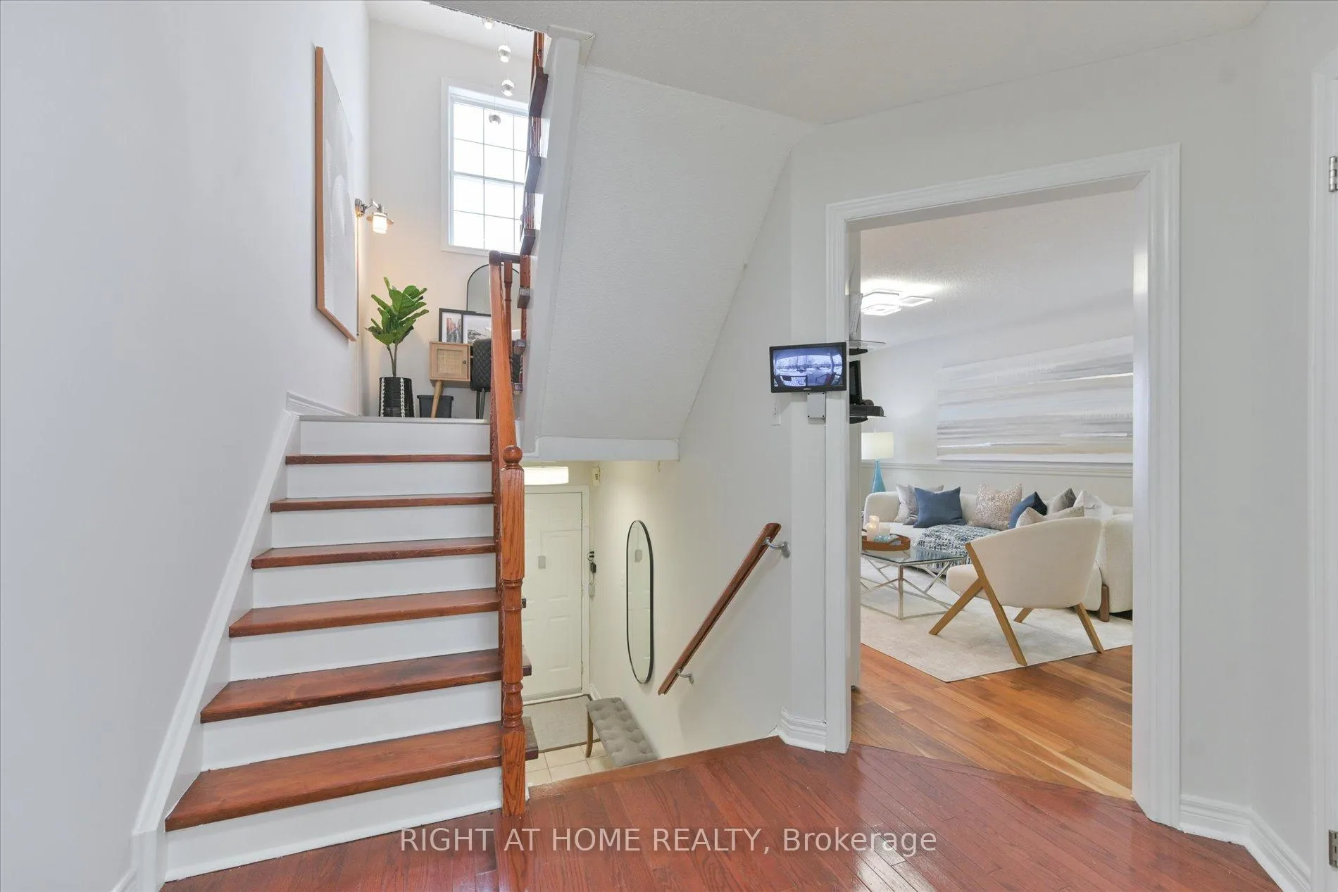 Photo 12 of 61 Milloy Place, Aurora, Aurora Grove — HOMEH