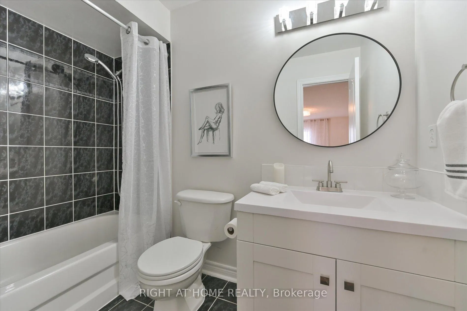 Photo 18 of 61 Milloy Place, Aurora, Aurora Grove — HOMEH